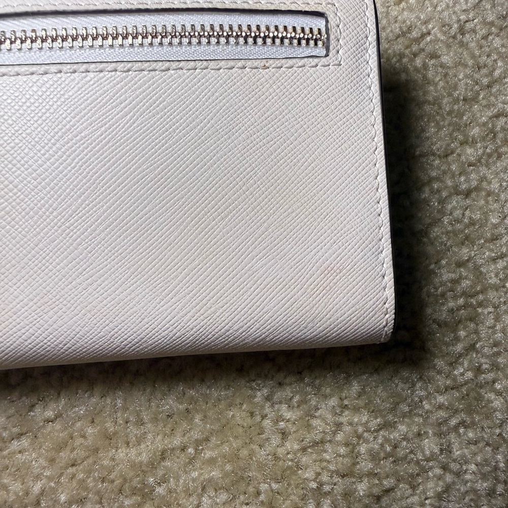 Kate Spade Wallet - Picture 7 of 10